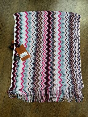 Missoni Zigzag Knit Scarf.